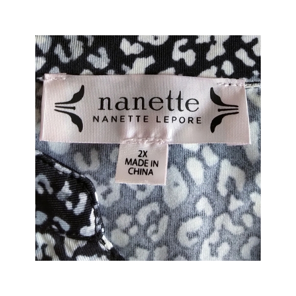 Nanette Lepore Pleat Detail Tunic Blouse - Picture 5 of 6